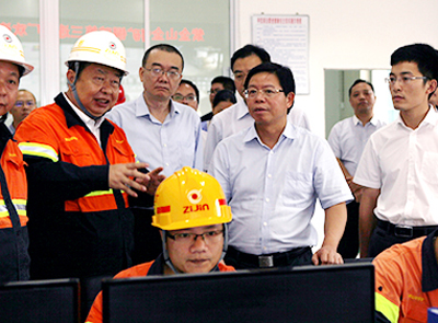 龙岩市代市长林国耀到bet365亚洲官网检查重点建设项目