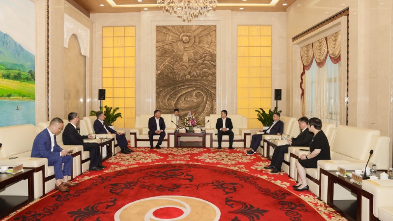 图瓦首脑霍瓦雷格访问bet365亚洲官网